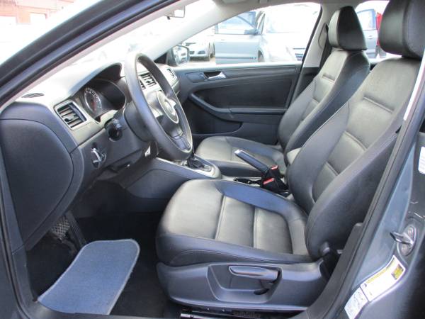 2012 Volkswagen Jetta SE Hot Deal/Drives great & Clean Title for sale in Roanoke, VA – photo 11
