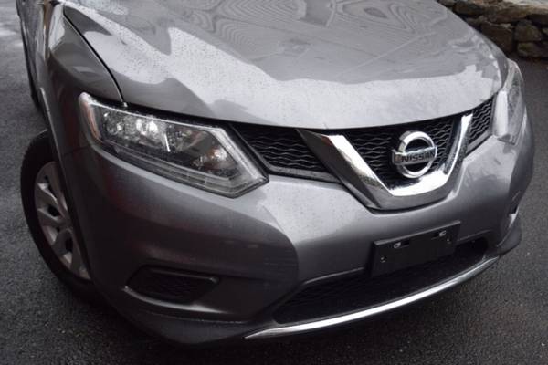 *2014* *Nissan* *Rogue* *S AWD 4dr Crossover* - cars & trucks - by... for sale in Paterson, NJ – photo 2