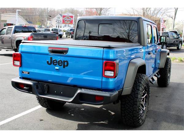 2020 Jeep Gladiator SPORT ONE OF A KIND MUST SEE ONLY 8, 840 MILES for sale in Salem, MA – photo 8