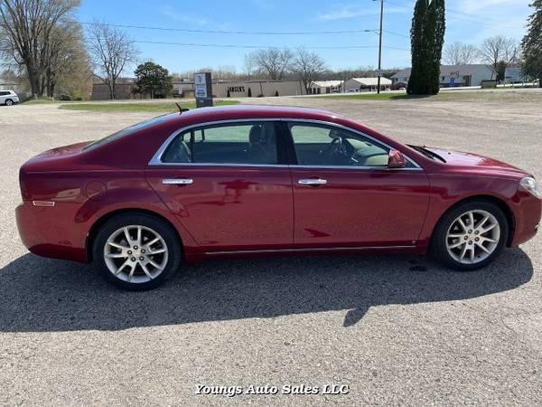 2009 Chevrolet Malibu LTZ 6-Speed Automatic - - by for sale in Fort Atkinson, WI – photo 8