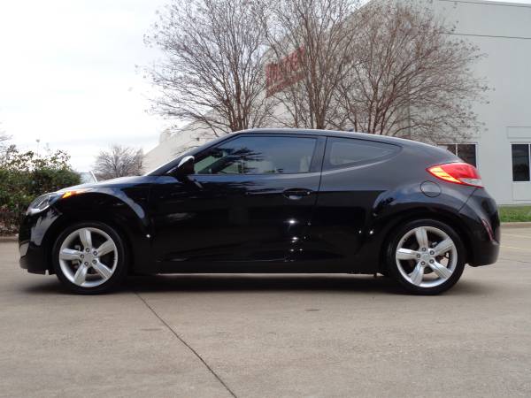 2014 Hyundai Veloster Mint Condition Panorama Roof Nice Coupe for sale in Dallas, TX – photo 5