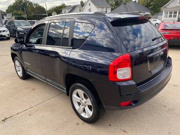 2011 Jeep Compass Latitude *76K Miles!* Clean Title! - cars & trucks... for sale in Lincoln, IA – photo 6