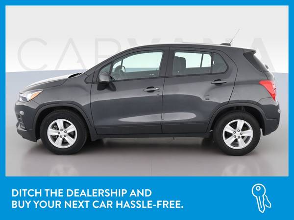 2019 Chevy Chevrolet Trax LS Sport Utility 4D hatchback Gray for sale in Myrtle Beach, SC – photo 4