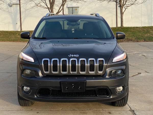 2016 JEEP CHEROKEE LATITUDE 4x4 / ONLY 64K / NEW TIRES / CLEAN !! -... for sale in Omaha, NE – photo 3