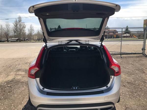 2018 Volvo V60 Cross Country PREMIER - - by dealer for sale in Buffalo, CO – photo 12
