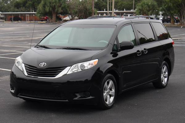 2014 Toyota Sienna LE Van great quality car extra clean - cars &... for sale in tampa bay, FL – photo 2
