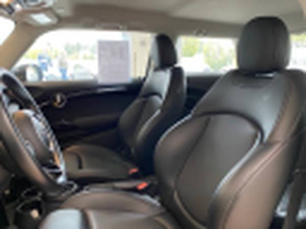 2015 MINI Cooper S Base Hatchback - cars & trucks - by dealer -... for sale in Portland, OR – photo 13