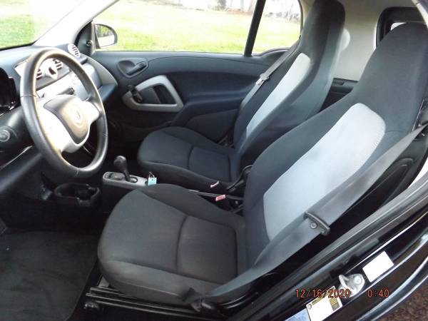 2011 SMART CAR, ONLY 29K MILES ! READY TO GO ! CLEAN TITLE ! - cars... for sale in Experiment, GA – photo 8