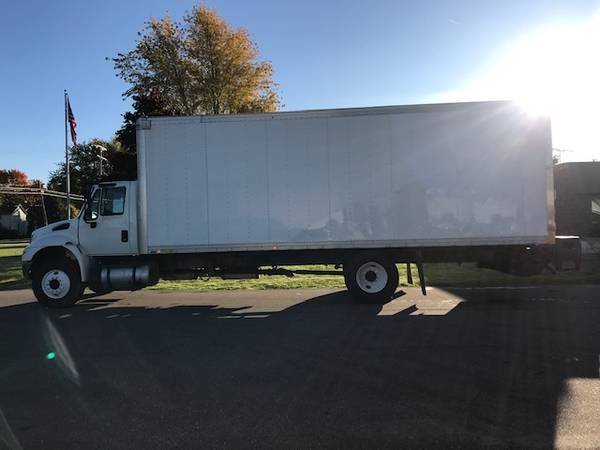 2015 International 4000 **26' Box Truck***DIESEL*** for sale in Swartz Creek,MI, MI – photo 2