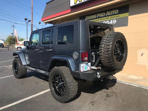 2008 JEEP WRANGLER UNLIMITED SAHARA LIFTED & LOADED. - cars & trucks... for sale in Medford, OR – photo 5