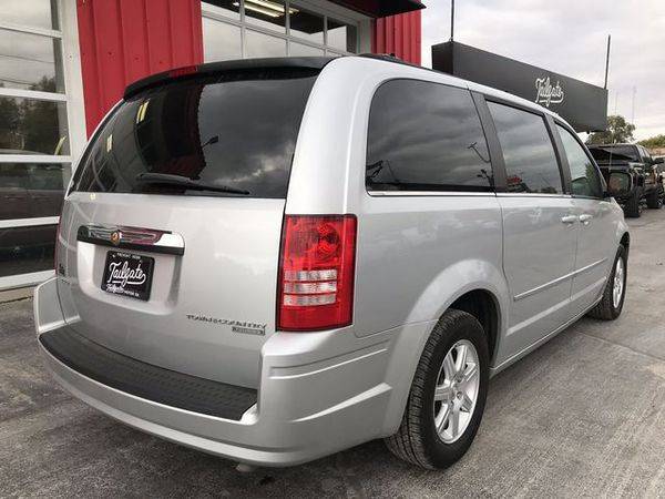 2009 Chrysler Town Country Touring Minivan 4D Serviced! Clean! Financi for sale in Fremont, NE – photo 7