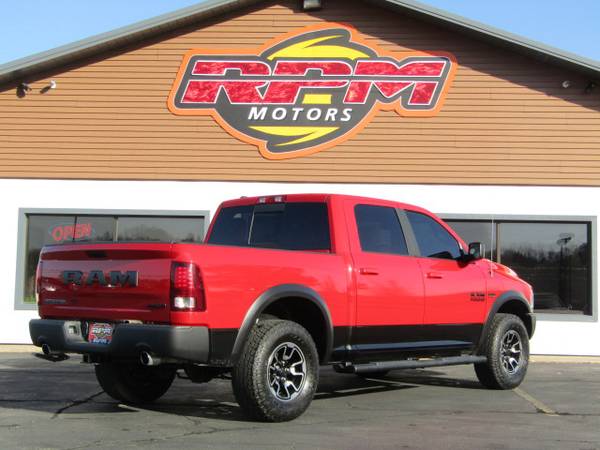 2017 RAM 1500 REBEL Crew Cab 4x4 - Low Miles! - - by for sale in New Glarus, WI – photo 5