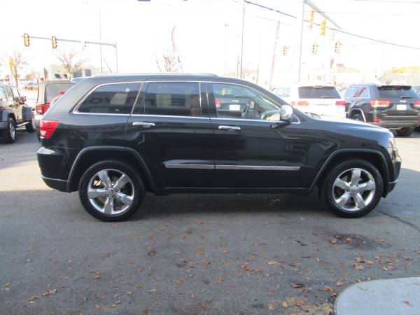 2012 JEEP GRAND CHEROKEE OVERLAND 5.7 V8 HEMI WHIT ALL THE TOYS -... for sale in East Providence, RI – photo 6