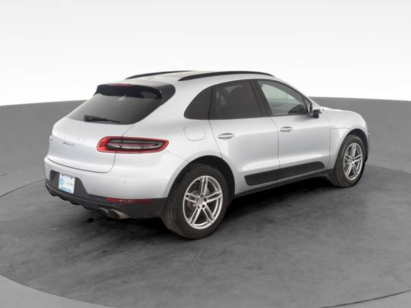 2015 Porsche Macan S Sport Utility 4D suv Silver - FINANCE ONLINE -... for sale in South Bend, IN – photo 11