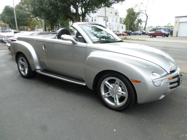 2004 Chevy SSR Only 5,140 Miles** for sale in New Haven, CT – photo 10