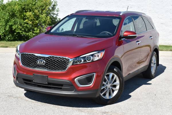 2017 KIA SORENTO LX ***CLEAN TITLE W/42K MILES ONLY*** - cars &... for sale in Omaha, IA – photo 3