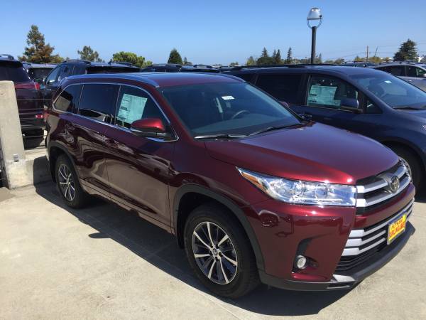 NEW 2019 TOYOTA HIGHLANDER XLE AWD (ROUGE MICA/ALMOND) LEASE 4988 DOWN for sale in Burlingame, CA
