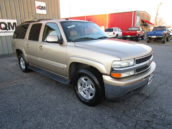 2005 CHEVY SUBURBAN LT 4WD **8 PASSENGER**DVD**TURN-KEY READY** -... for sale in Hickory, NC – photo 3