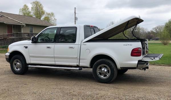 2001 Ford F-150 4x4 Lariat Super Crew Cab Truck - - by for sale in Topeka, KS – photo 3