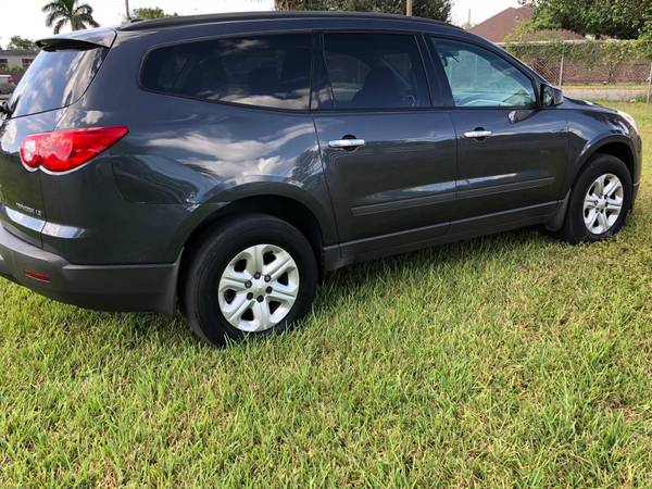 2011 Chevrolet Traverse - cars & trucks - by owner - vehicle... for sale in Weslaco, TX – photo 5