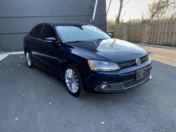 2013 Volkswagen Jetta TDI - Low Miles - - by dealer for sale in Lockport, IL – photo 3