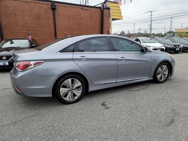 2014 HYUNDAI SONATA HYBRID Limited $995 Down Payment - cars & trucks... for sale in Temple Hills, District Of Columbia – photo 6