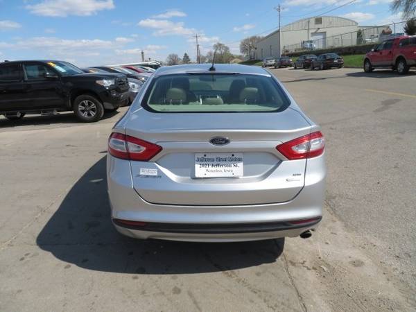 2013 Ford Fusion 4dr Sdn SE FWD 124, 000 miles 6, 999 for sale in Waterloo, IA – photo 4
