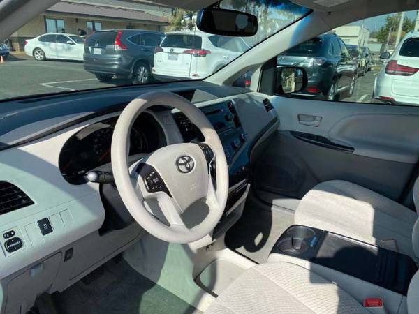 2012 Toyota Sienna LE - cars & trucks - by owner - vehicle... for sale in Rosemead, CA – photo 9