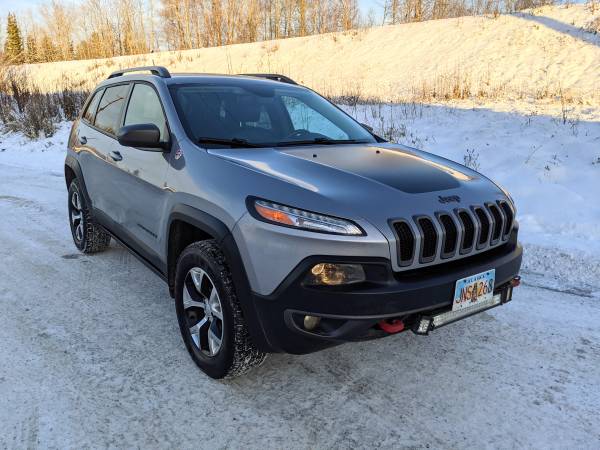 2015 Jeep Cherokee Trailhawk 4WD (Loaded) - cars & trucks - by... for sale in Anchorage, AK – photo 2