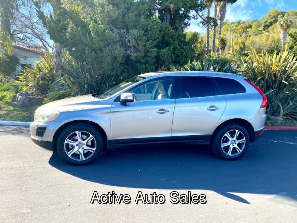 2012 Volvo XC60 AWD, Loaded! Well Maintained 2 Owner SUV! SALE for sale in Novato, CA – photo 2