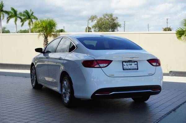 2015 Chrysler 200 Limited sedan White for sale in New Smyrna Beach, FL – photo 5