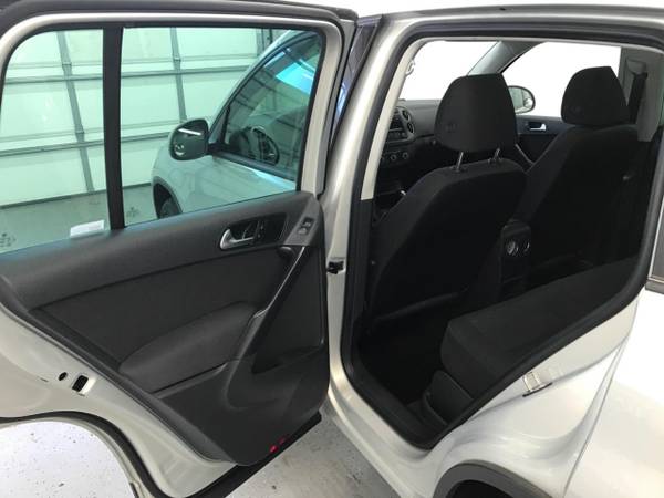 2012 Volkswagen Tiguan 4WD 4dr Auto S w/Sunroof - - by for sale in Eugene, OR – photo 17