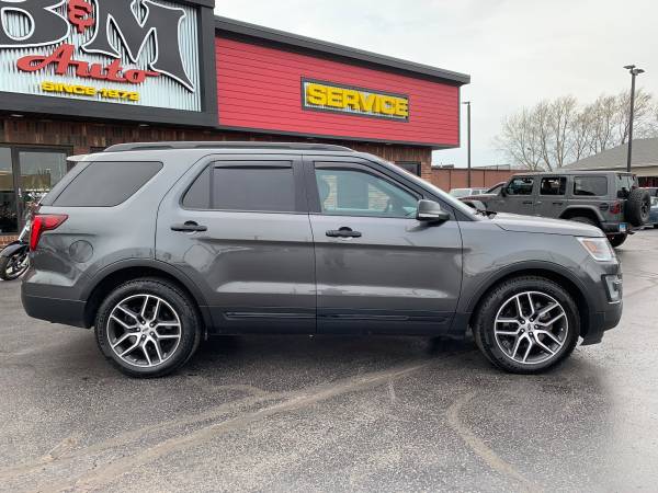 2017 Ford Explorer Sport 4WD - Loaded - Like new! for sale in Oak Forest, IL – photo 8