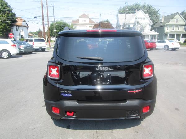 2015 JEEP RENEGADE TRAILHAWK - CLEAN CAR FAX - BACKUP CAMERA - 4X4 -... for sale in Moosic, PA – photo 14