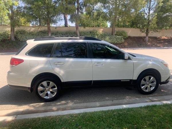 2011 Subaru Outback Limited - - by dealer - vehicle for sale in Valencia, CA – photo 14