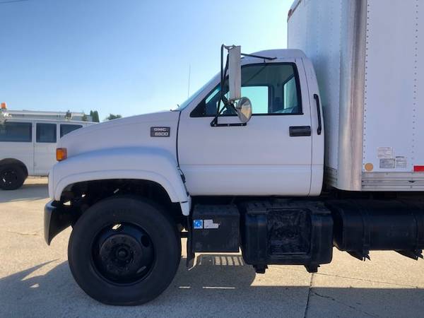 1997 GMC C6500 24’ - Box Truck ::::::::::::::::::::::::::::::::::::::: for sale in Fort Wayne, IN – photo 5
