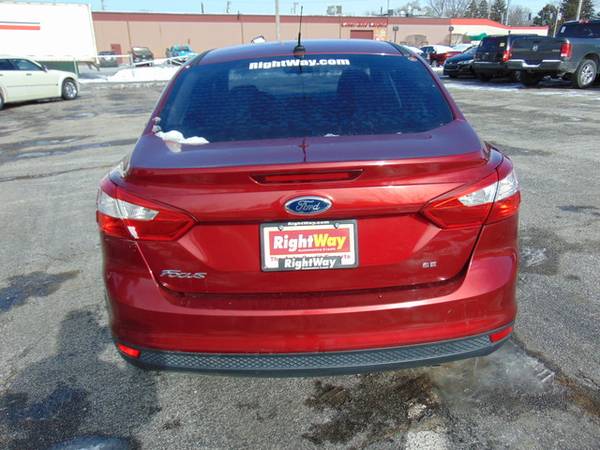 2013 Ford Focus SE - - by dealer - vehicle automotive for sale in Highland, IL – photo 16
