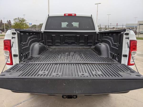2020 Ram 2500 Big Horn 4x4 4WD Four Wheel Drive SKU: LG155518 - cars for sale in Corpus Christi, TX – photo 19