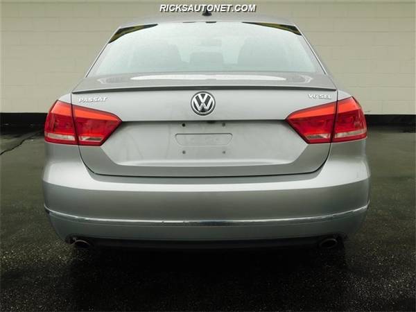 2014 Volkswagen Passat V6 SEL Premium for sale in Cedar Rapids, IA – photo 6