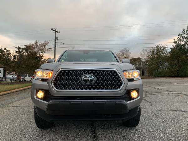 2018 Toyota Tacoma 23k - cars & trucks - by dealer - vehicle... for sale in Roebuck, SC – photo 9