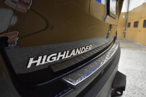2015 Toyota Highlander AWD 4dr V6 Limited (Natl) for sale in Chicago, WI – photo 8