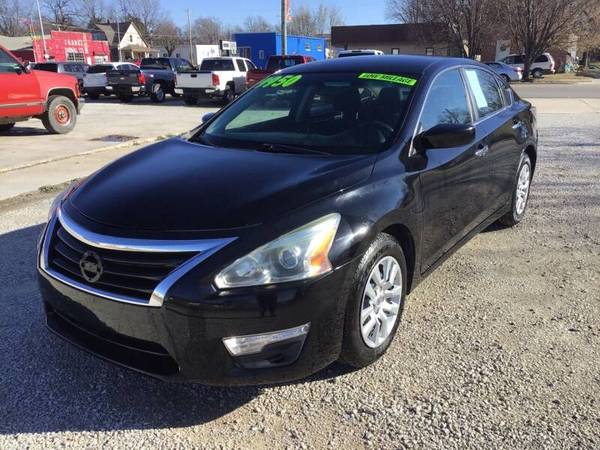 2015 Nissan Altima S - cars & trucks - by dealer - vehicle... for sale in Fredonia, KS – photo 2