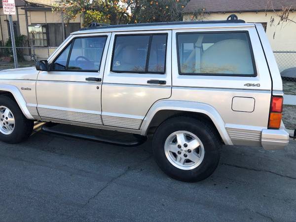 1996 Jeep Cherokee XJ Country 4x4 82K Miles for sale in Burbank, CA – photo 3