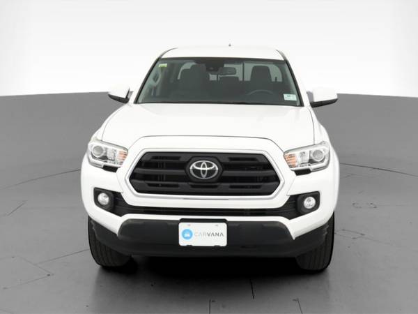 2018 Toyota Tacoma Double Cab SR5 Pickup 4D 5 ft pickup White - -... for sale in Riverdale, IL – photo 17