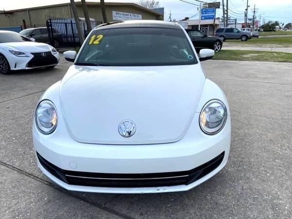 2012 Volkswagen Beetle 2.5L - EVERYBODY RIDES!!! - cars & trucks -... for sale in Metairie, LA – photo 2