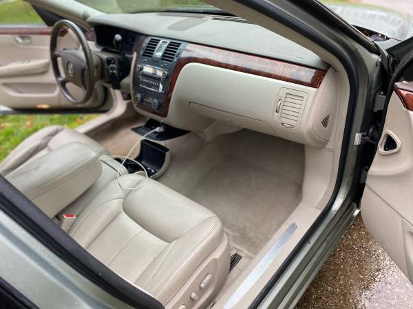 2006 Cadillac DTS *OBO* - cars & trucks - by owner - vehicle... for sale in Cleveland, OH – photo 6