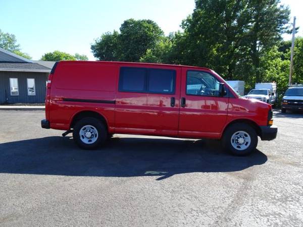 2009 Chevrolet Express 2500 Cargo - cars & trucks - by dealer -... for sale in Spencerport, NY – photo 3