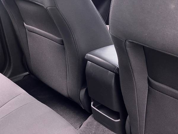 2017 Ford Focus SE Hatchback 4D hatchback Gray - FINANCE ONLINE -... for sale in Palmdale, CA – photo 19