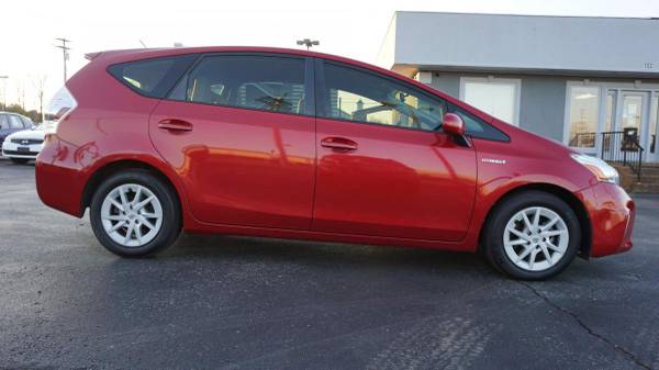 2014 Toyota Prius V Three - cars & trucks - by dealer - vehicle... for sale in Lebanon, TN – photo 6