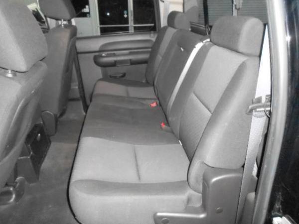 2011 Chevrolet Chevy Silverado 1500 LT 4x2 4dr Crew Cab 5.8 ft. SB... for sale in Covina, CA – photo 10